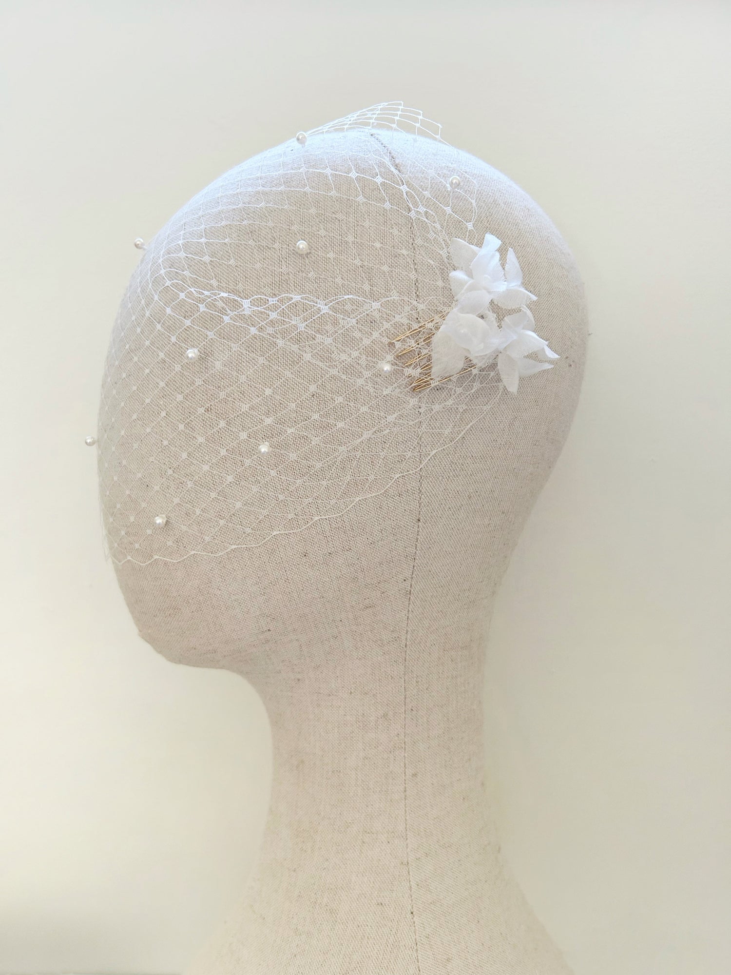 Pretty and Elegant Birdcage Bridal Veil in Light Ivory with Pearl Beads and Organza Flowers