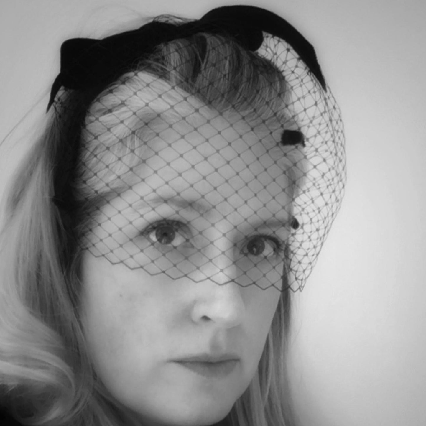 Margaux Velvet Bow Birdcage Veil