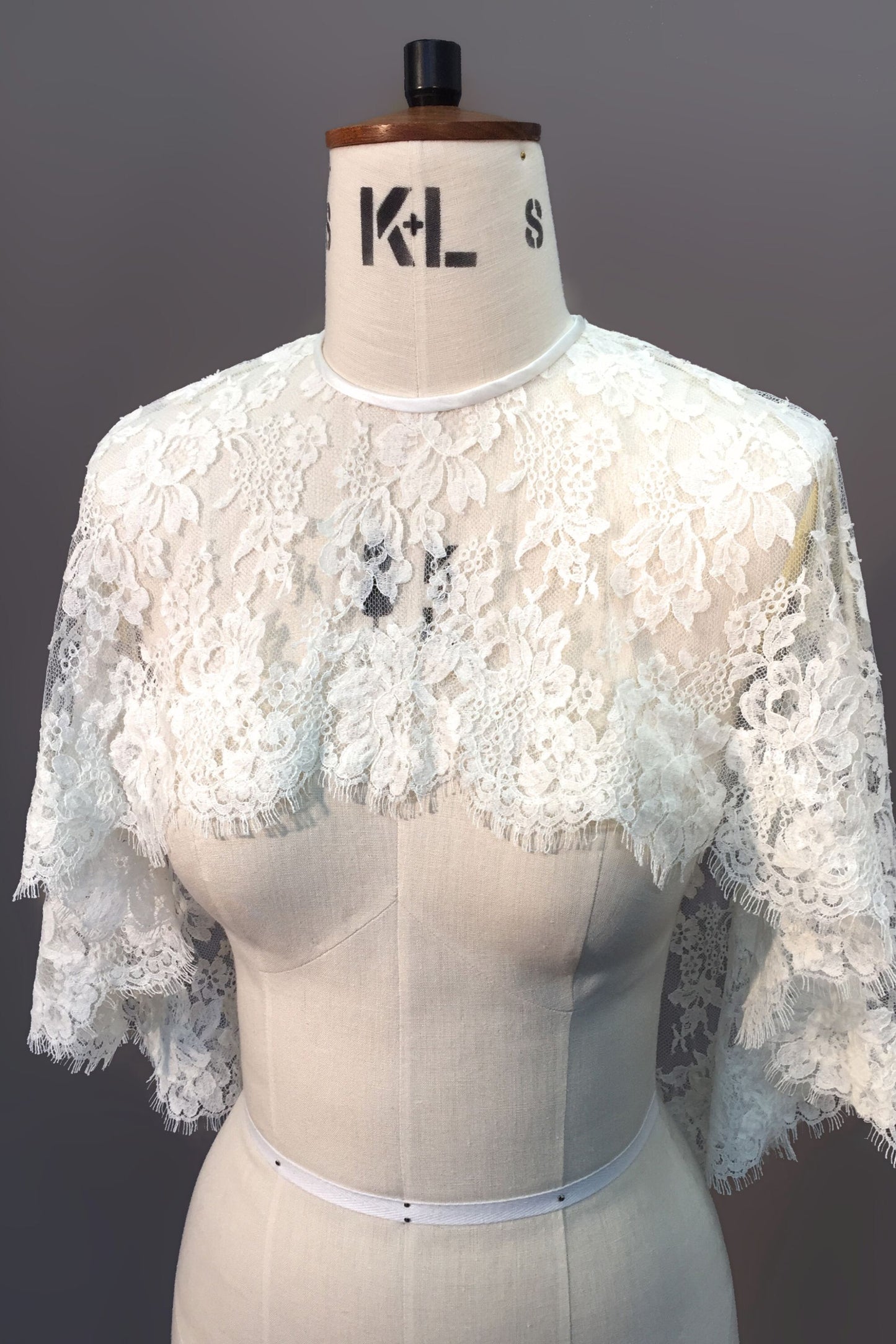 Romance Lace Bridal Cape